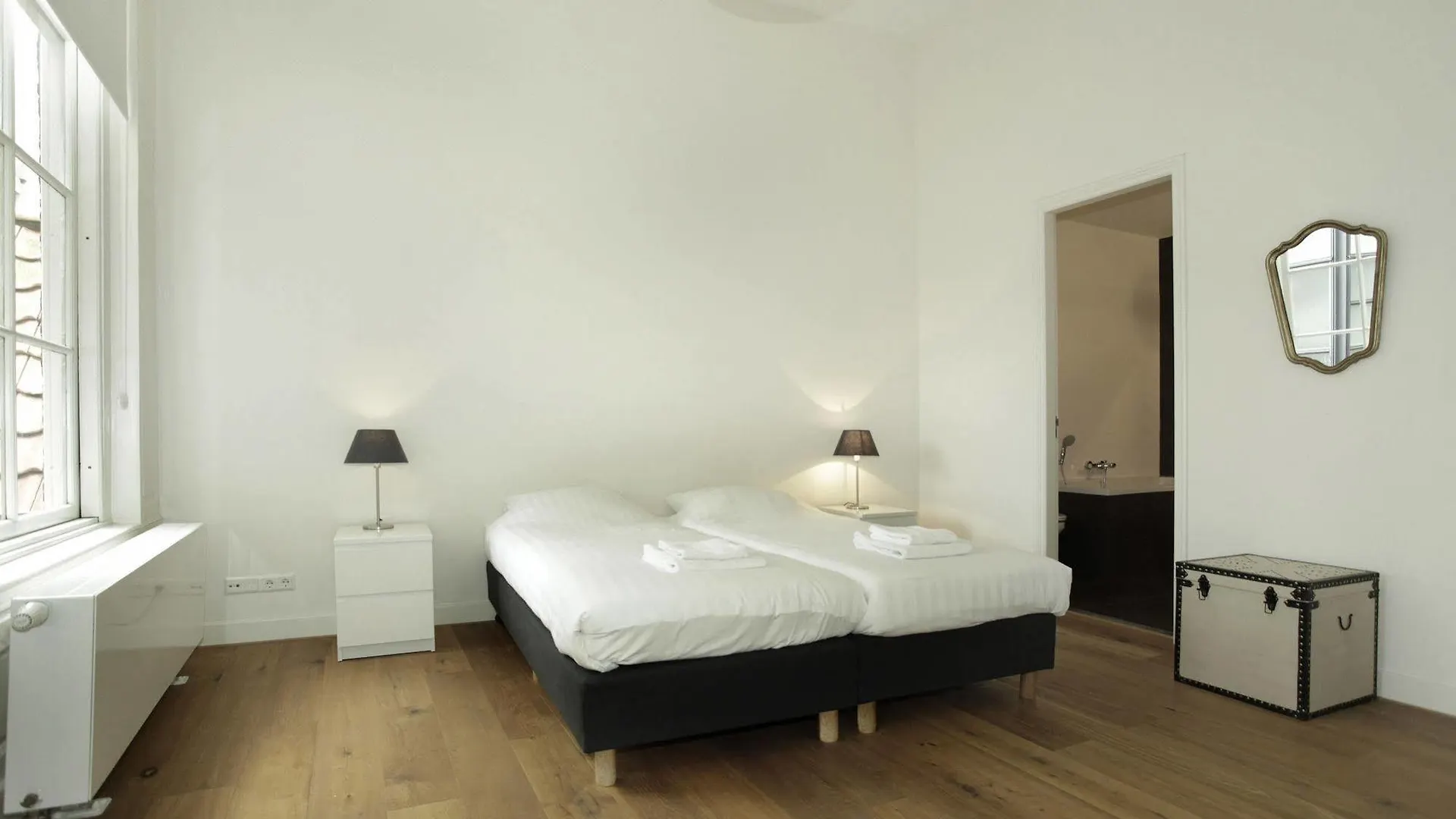 Stayci Serviced Apartments Luther Deluxe The Hague
