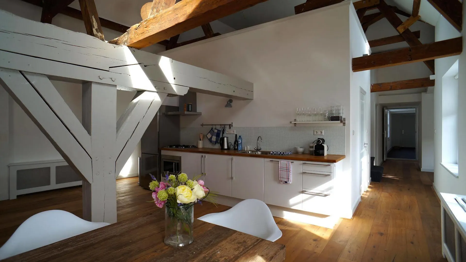 Stayci Serviced Apartments Luther Deluxe The Hague Netherlands