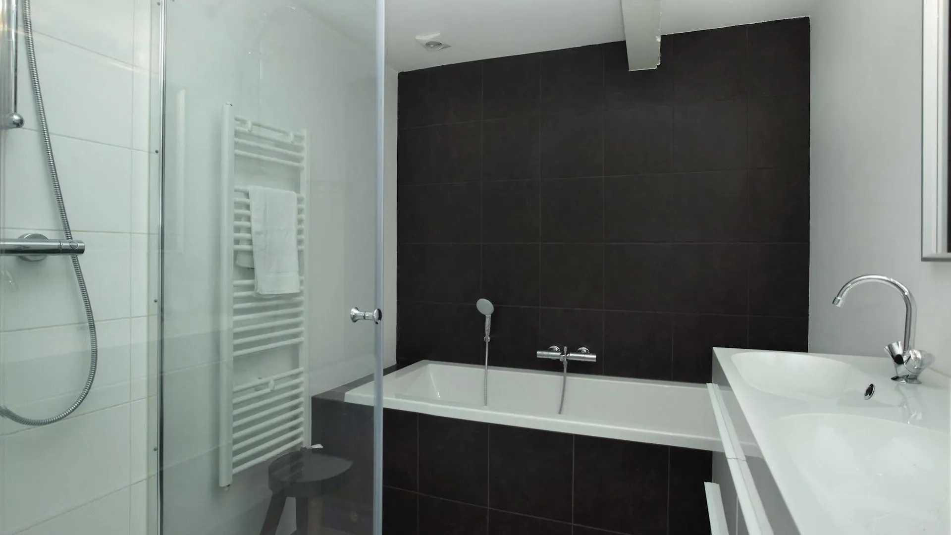 Stayci Serviced Apartments Luther Deluxe The Hague 0*,
