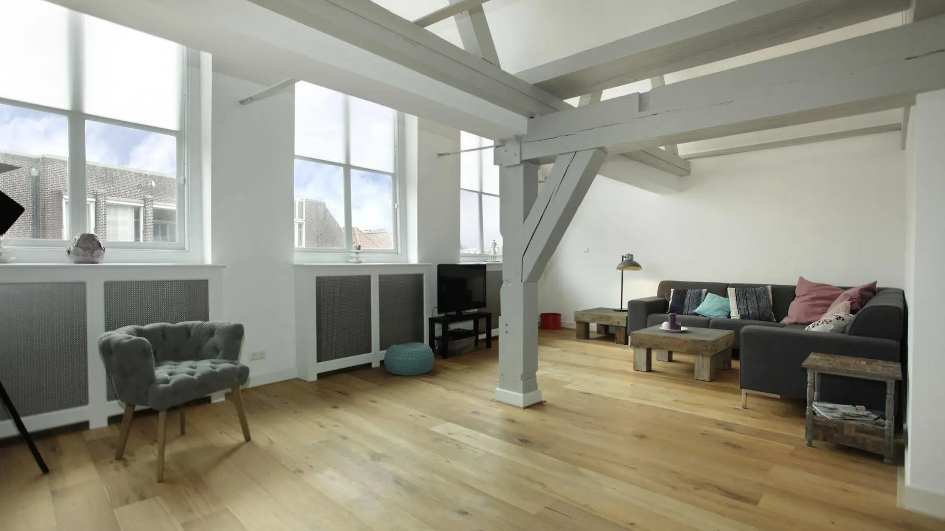 Stayci Serviced Apartments Luther Deluxe The Hague